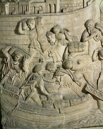 Beladen eines Schiffes, Detail von einem Abguss der Trajanssäule von Roman